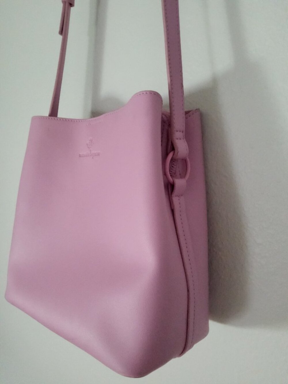 ✨Nanette Lepore Colleen triple section crossbody bucket bag